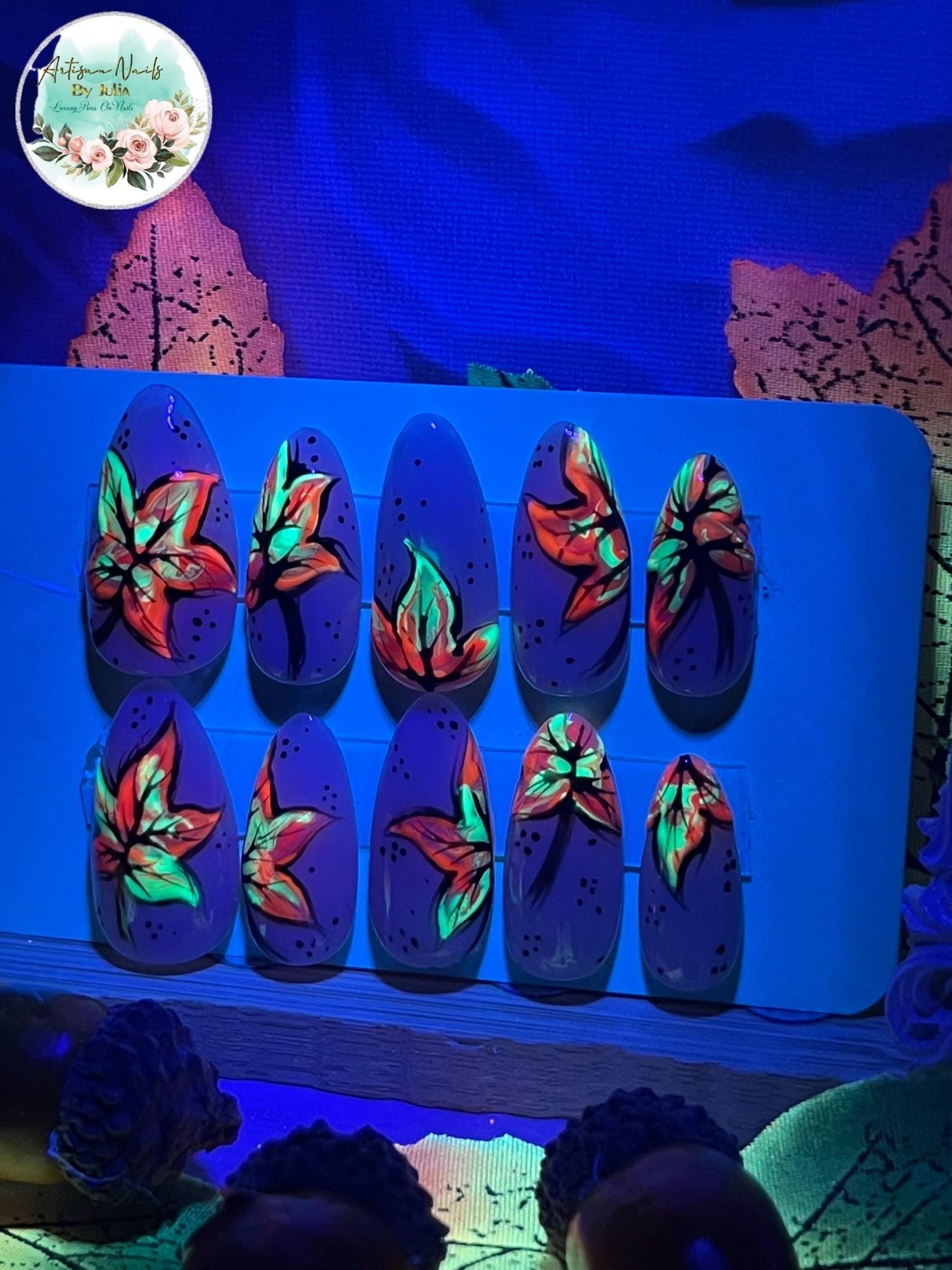 OAK FALL - Set of 10 Rich Neon Autumn Leaf Nails