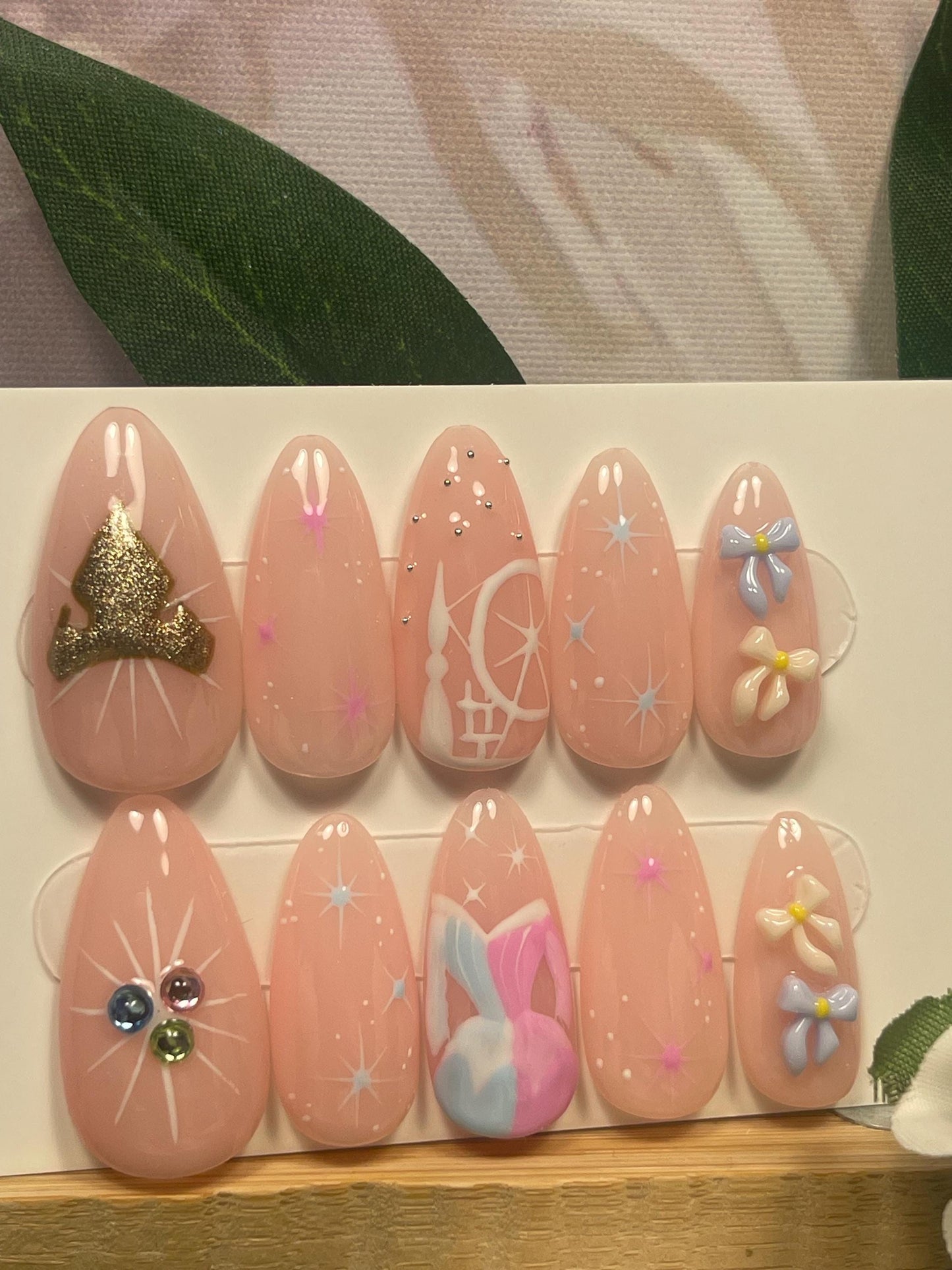 BRIAR ROSE - Set of 10 Sleeping Beauty themed Nails with 3D Bows
