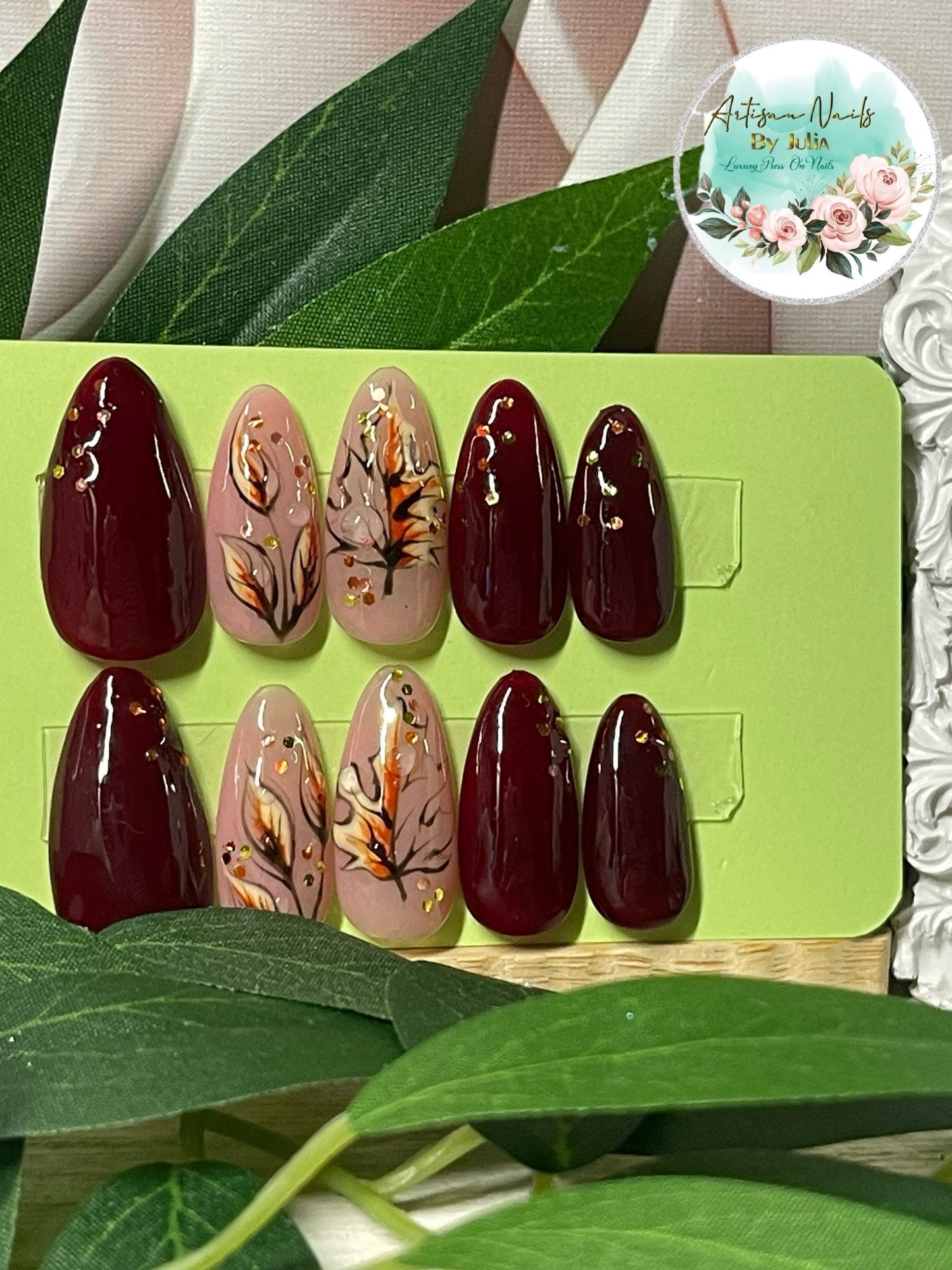 AUTUMN FIRE - Set of 10 autumn leaf and deep red Nails with 3D dew drops.