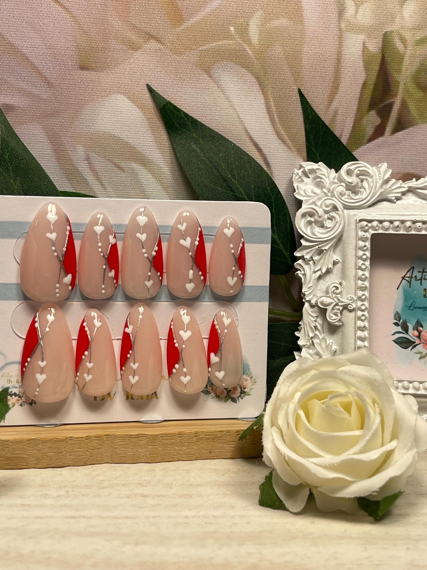 STAR CROSSED LOVERS - Set of 10 red abstract design nails with silver & white decoration