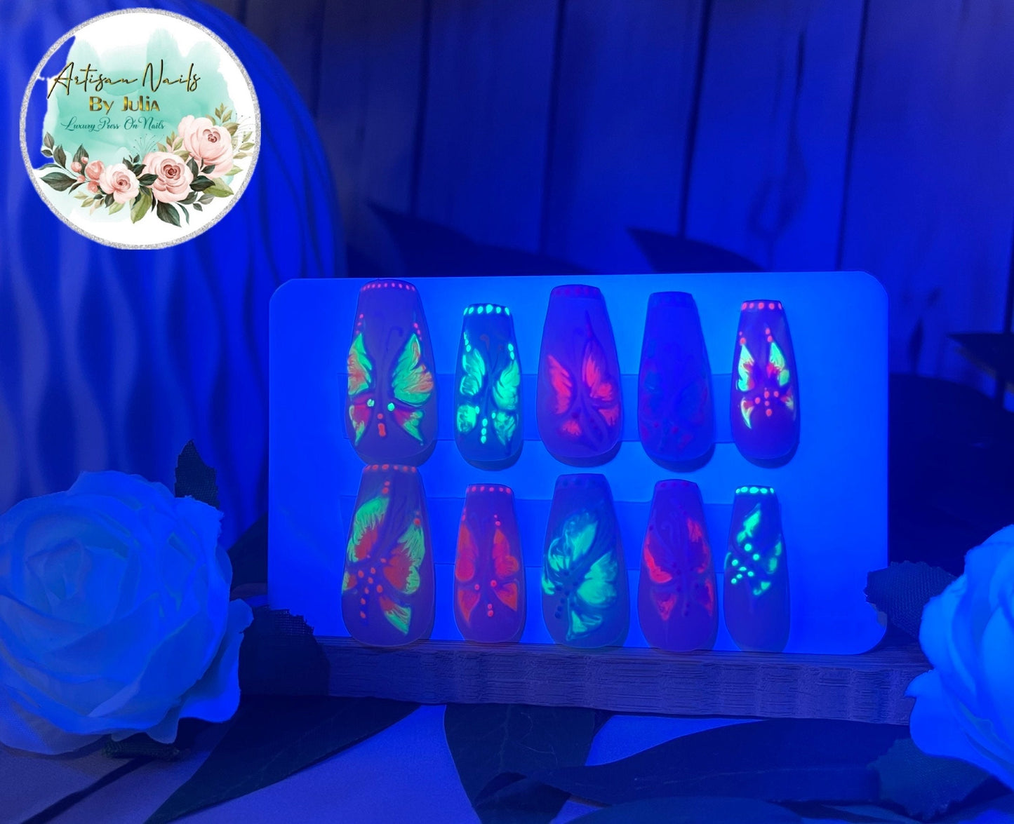 FLUTTERBY NEON - Set of 10 Neon Fire butterfly Nails
