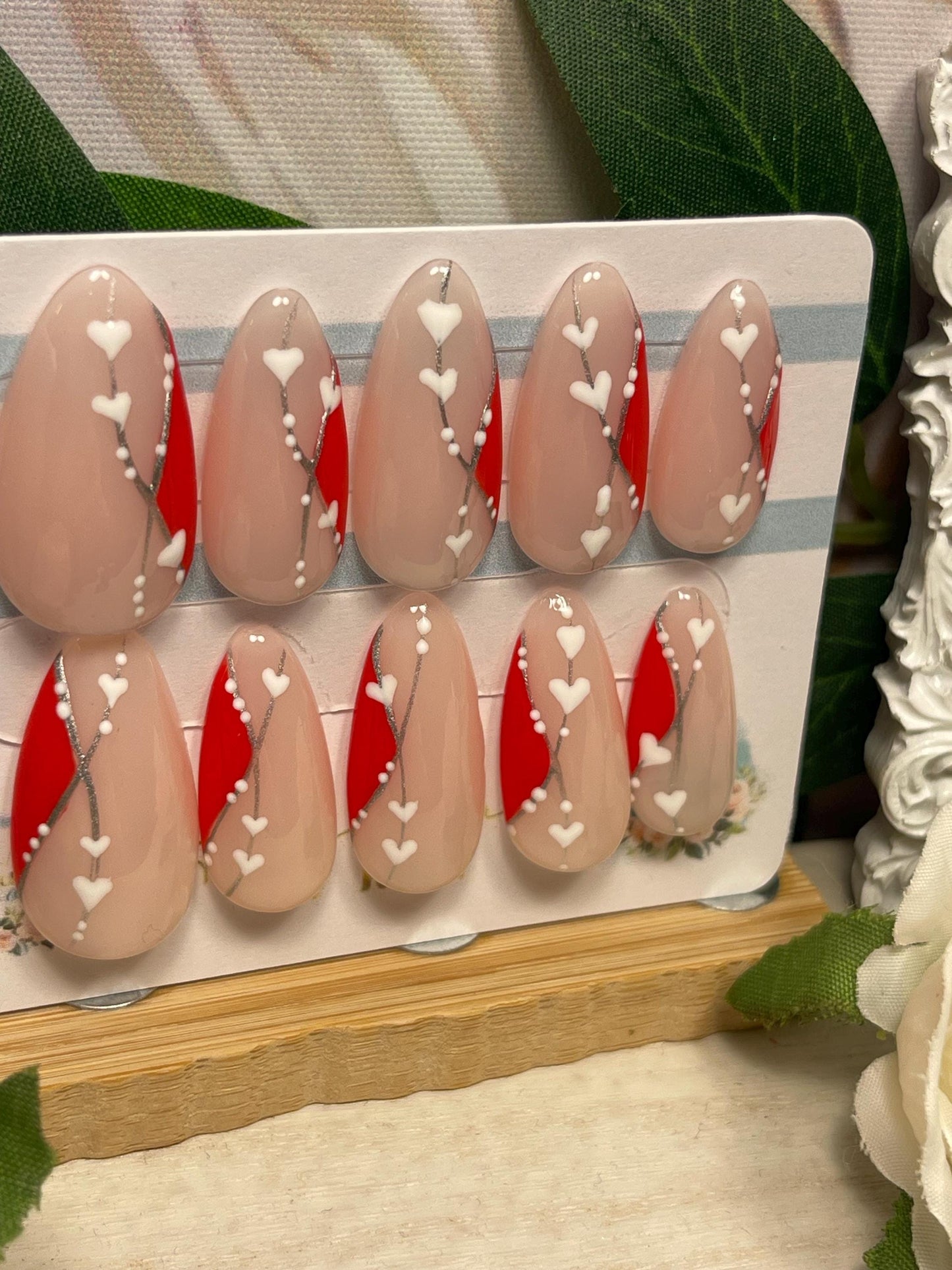 STAR CROSSED LOVERS - Set of 10 red abstract design nails with silver & white decoration