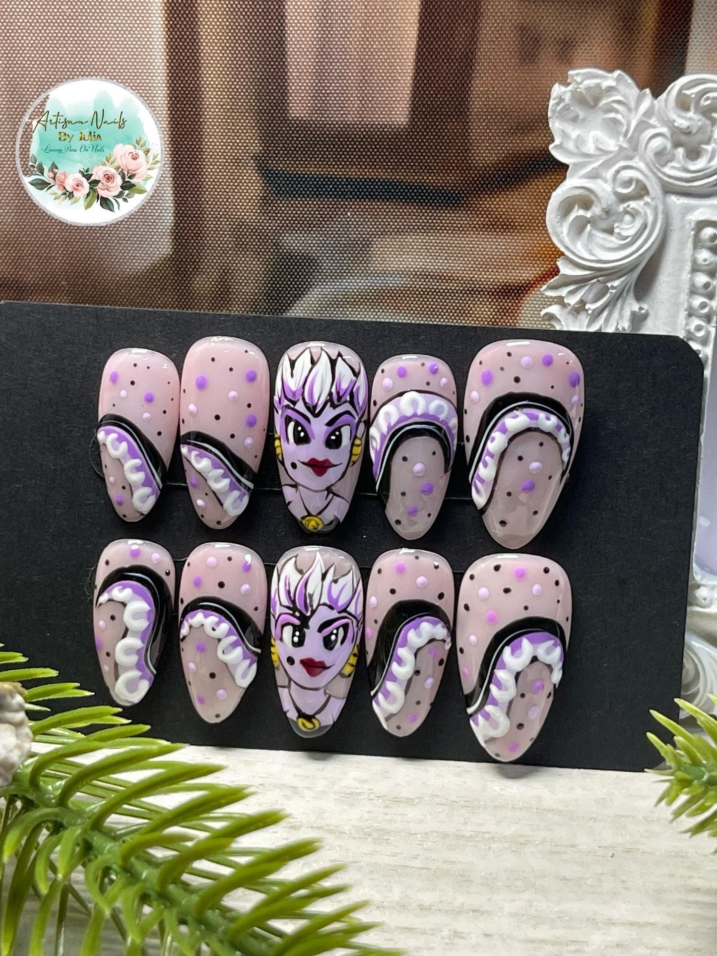 URSULA - Set of 10 Little Mermaid, Sea Witch inspired Nails