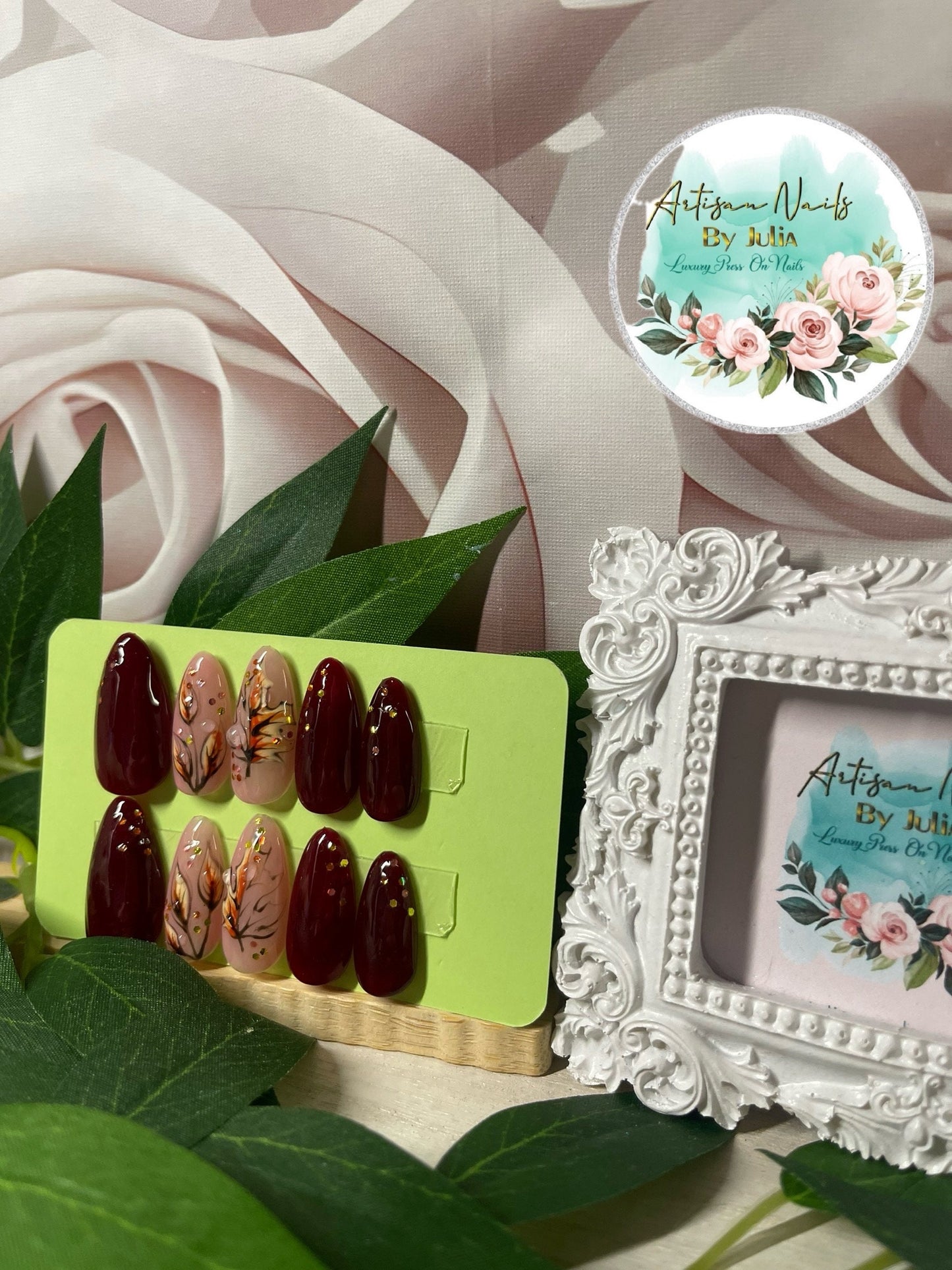 AUTUMN FIRE - Set of 10 autumn leaf and deep red Nails with 3D dew drops.