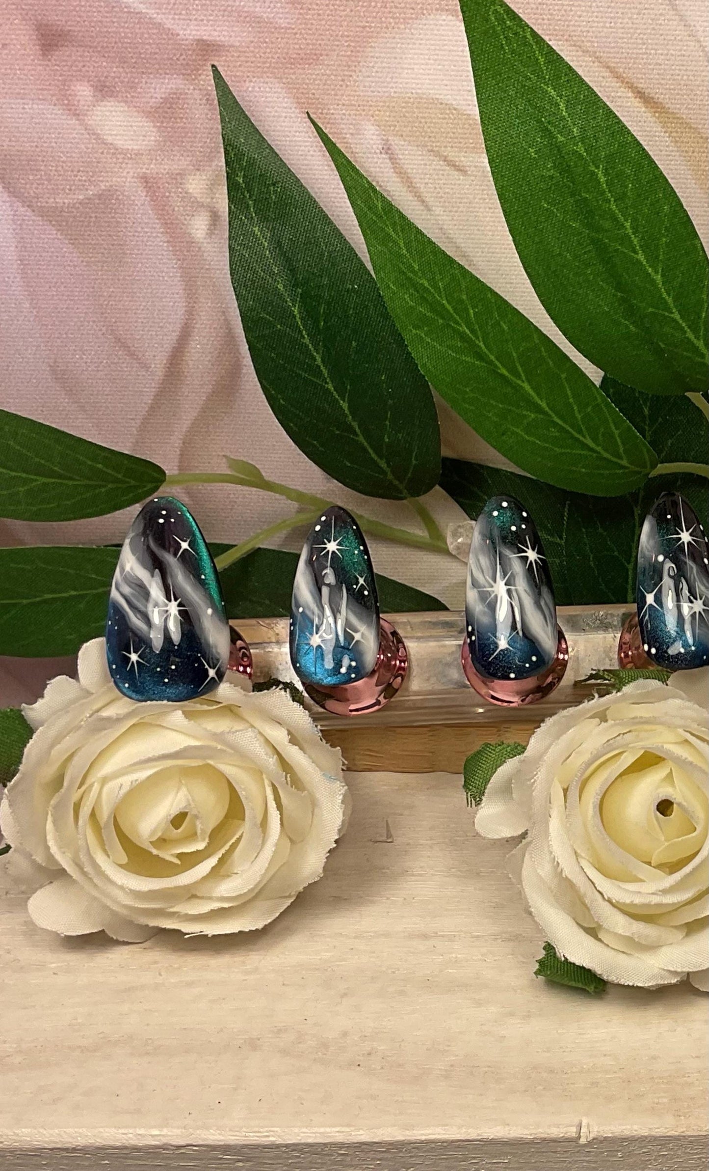 MILKY WAY Set of 10 Space galaxy Inspired Nails