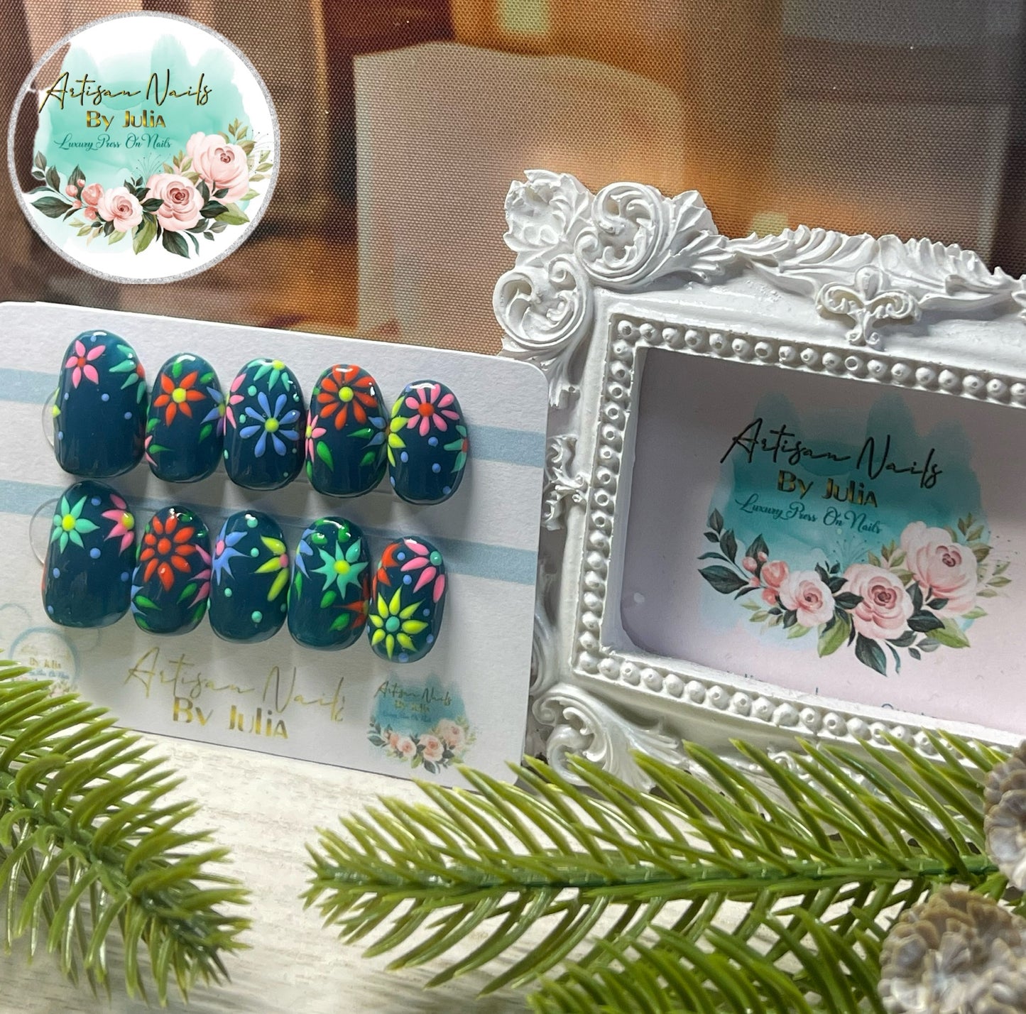 COCO - Juego de 10 uñas color verde azulado con flores de neón