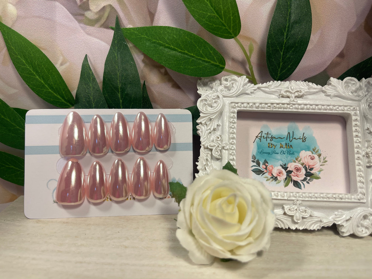 Shimmer - Set of 10 Chrome Glaze Rose nails