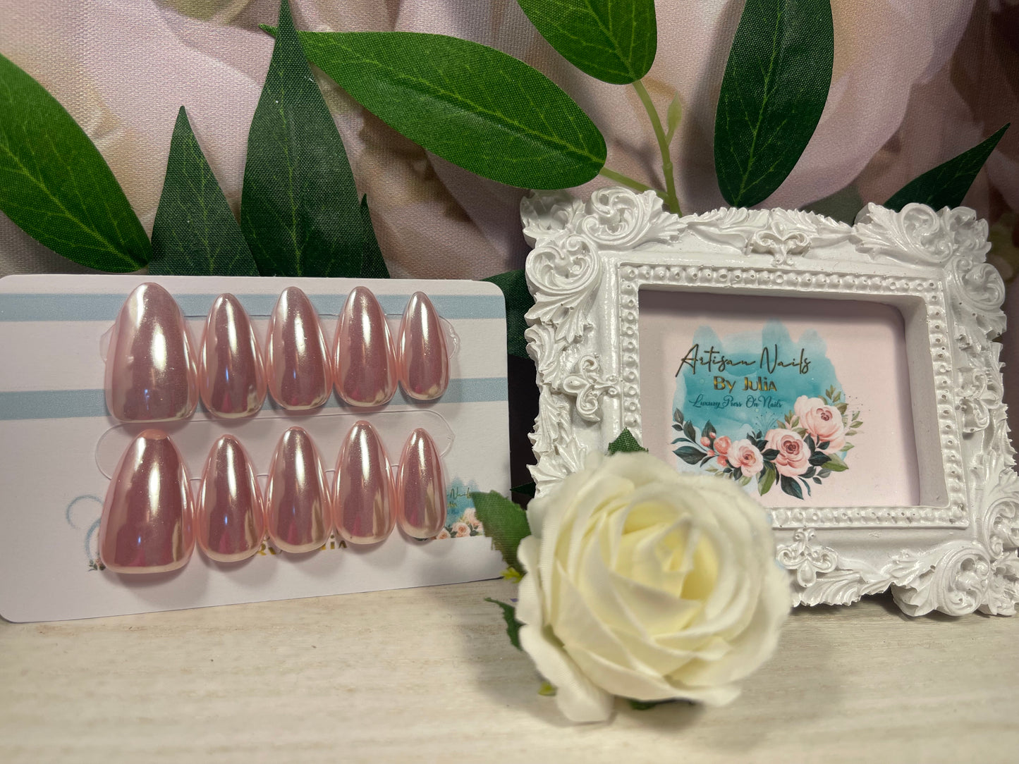 Shimmer - Set of 10 Chrome Glaze Rose nails