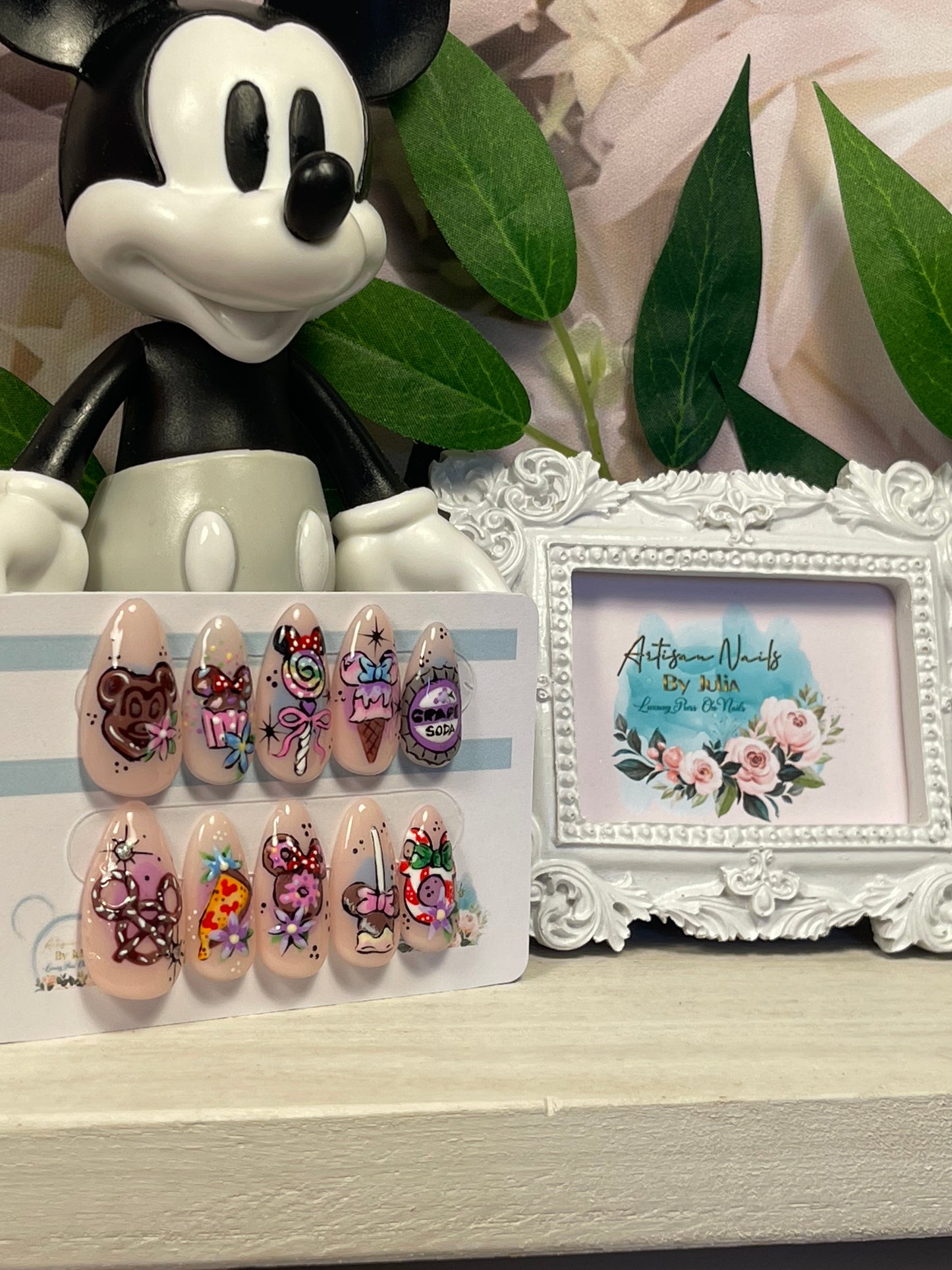 YUM YUM - Set of 10 Disney Snack Inspired Nails