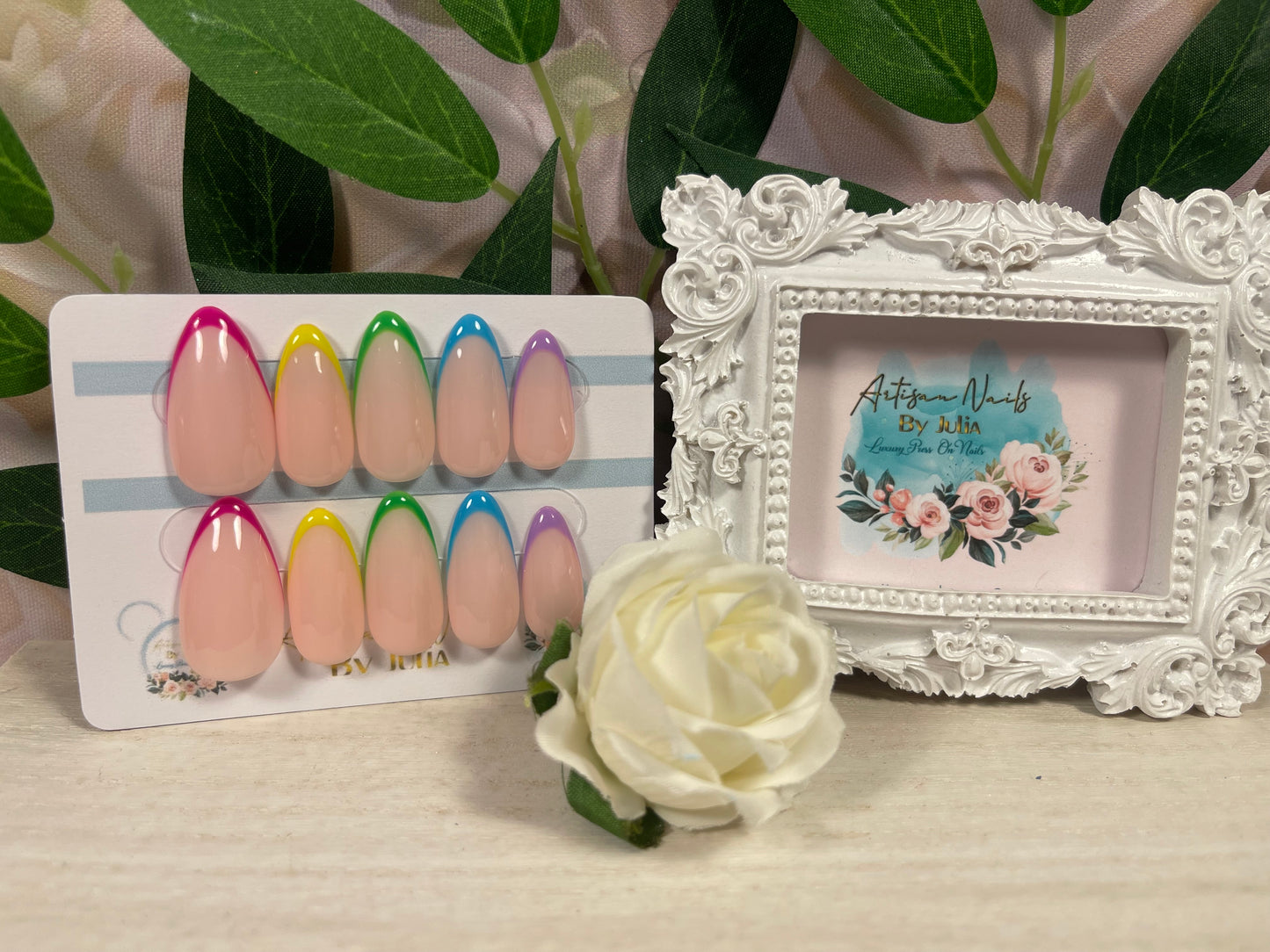 SKINNY NEON - Set of 10 UV Neon French Tip Rainbow Nails