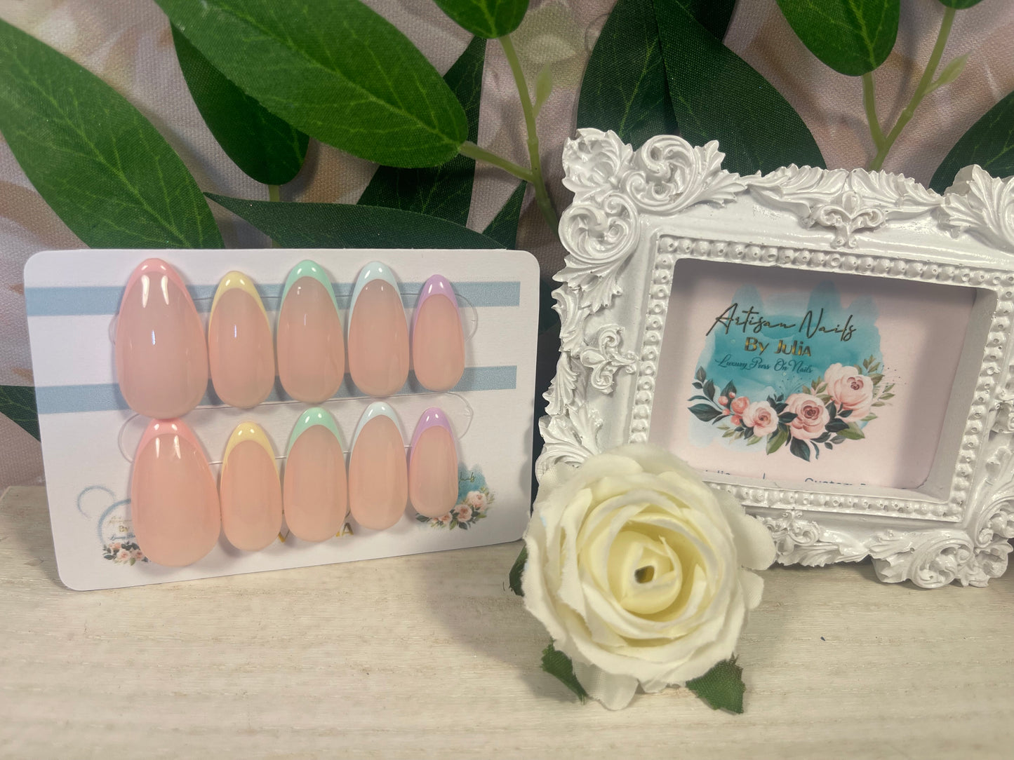 SKINNY PASTEL - Set of 10 Pastel French Tip Rainbow Nails
