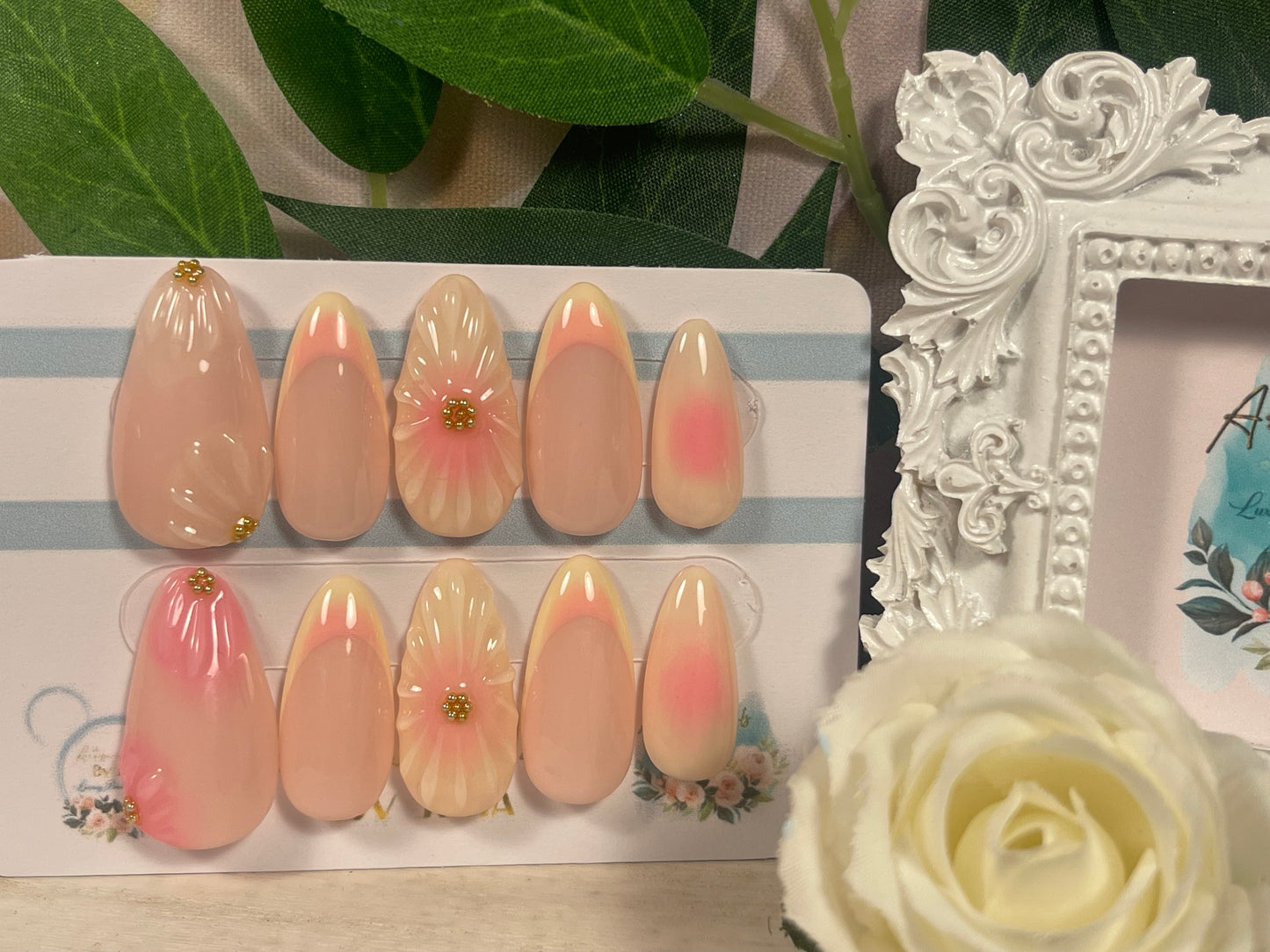 ISLAND SUNRISE - Set of 10 3D Effect Summer Holiday Nails