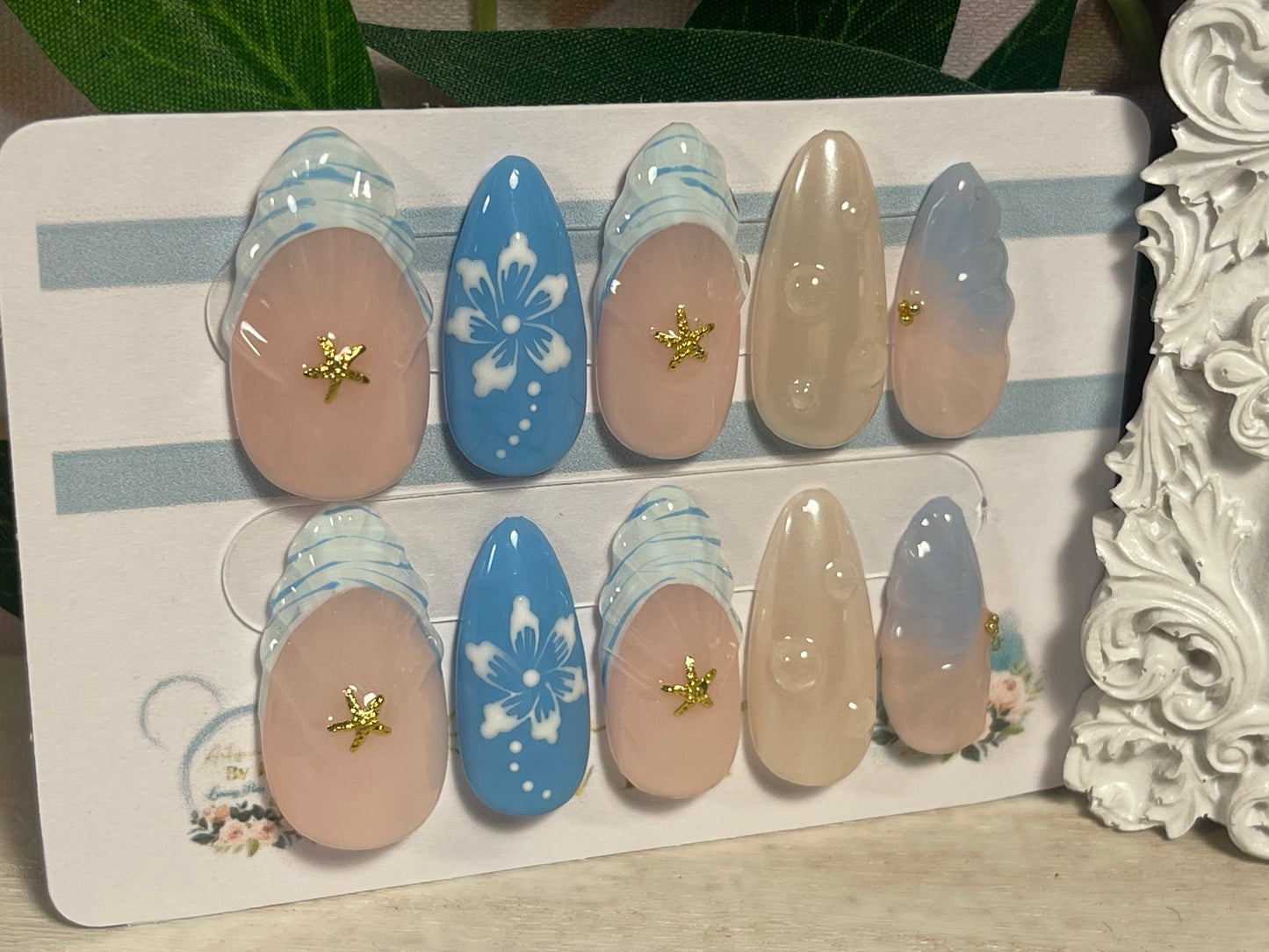OCEAN BABIES - Ongles en gel à presser - Lot de 10 faux ongles French Tip tachetés émaillés - Fabriqués sur commande