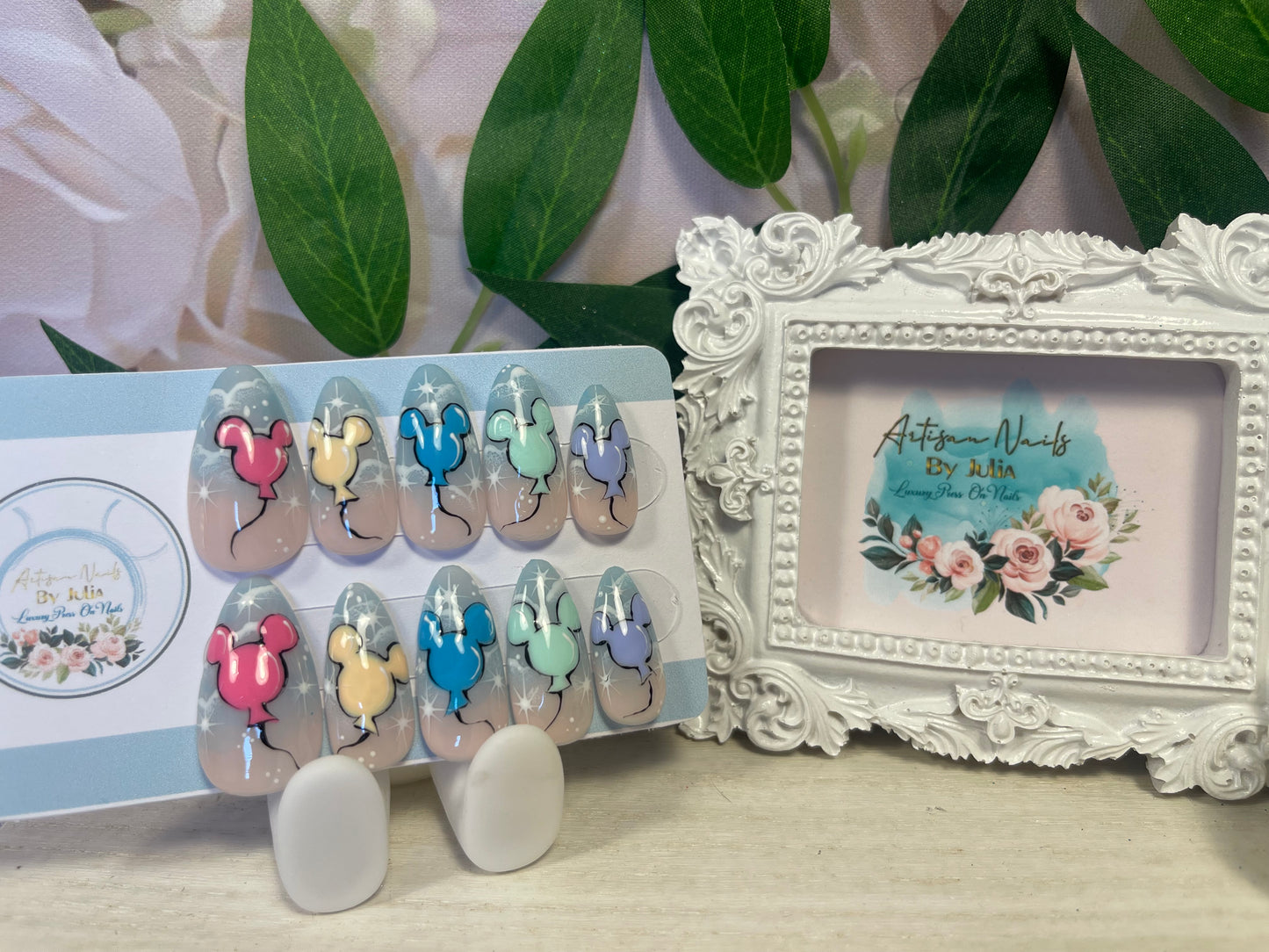 BALLOONS - Set of 10 Mouse Balloon Nails