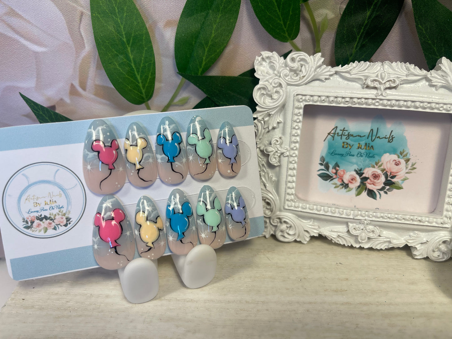BALLOONS - Set of 10 Mouse Balloon Nails