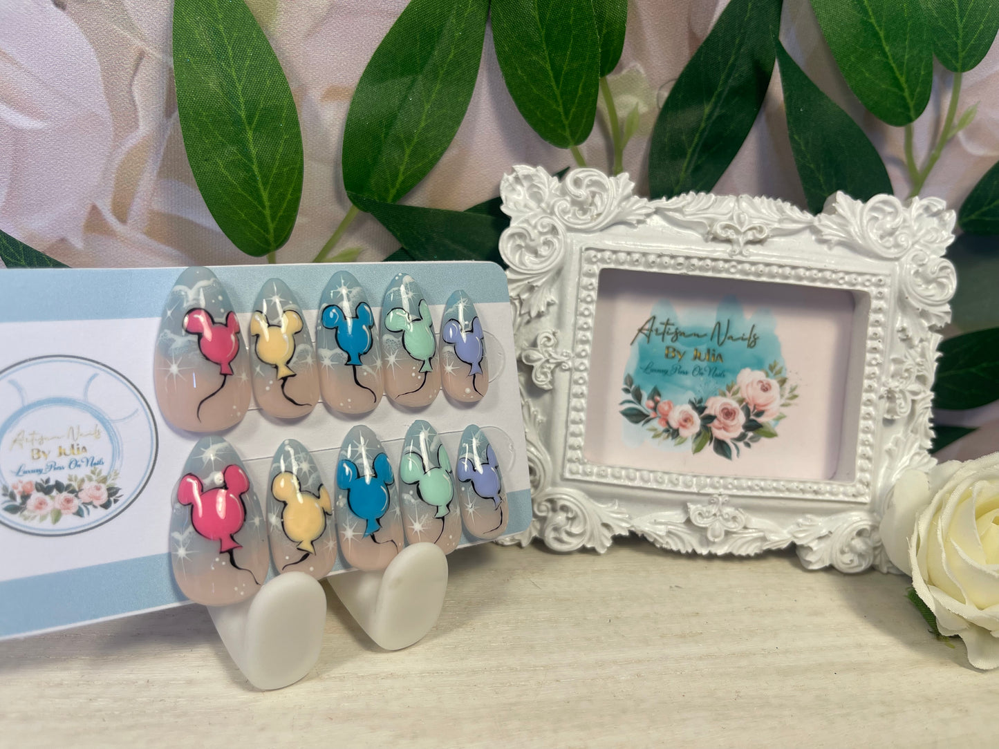BALLOONS - Set of 10 Mouse Balloon Nails