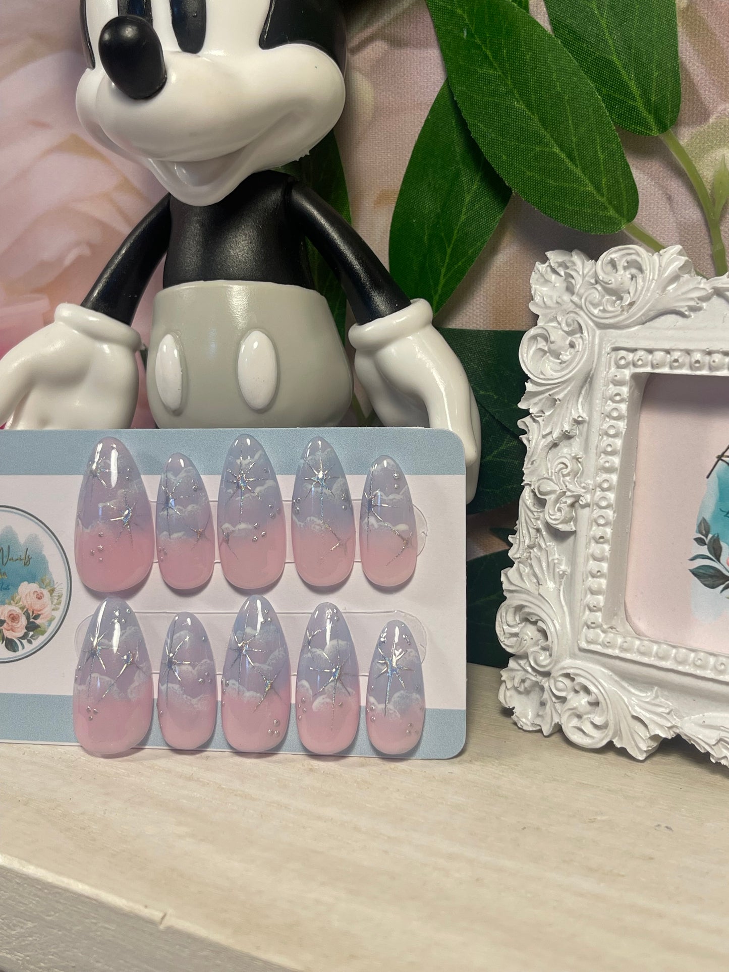 SILVER SKIES - Set of 10 Cloud & Chrome Stars Nails