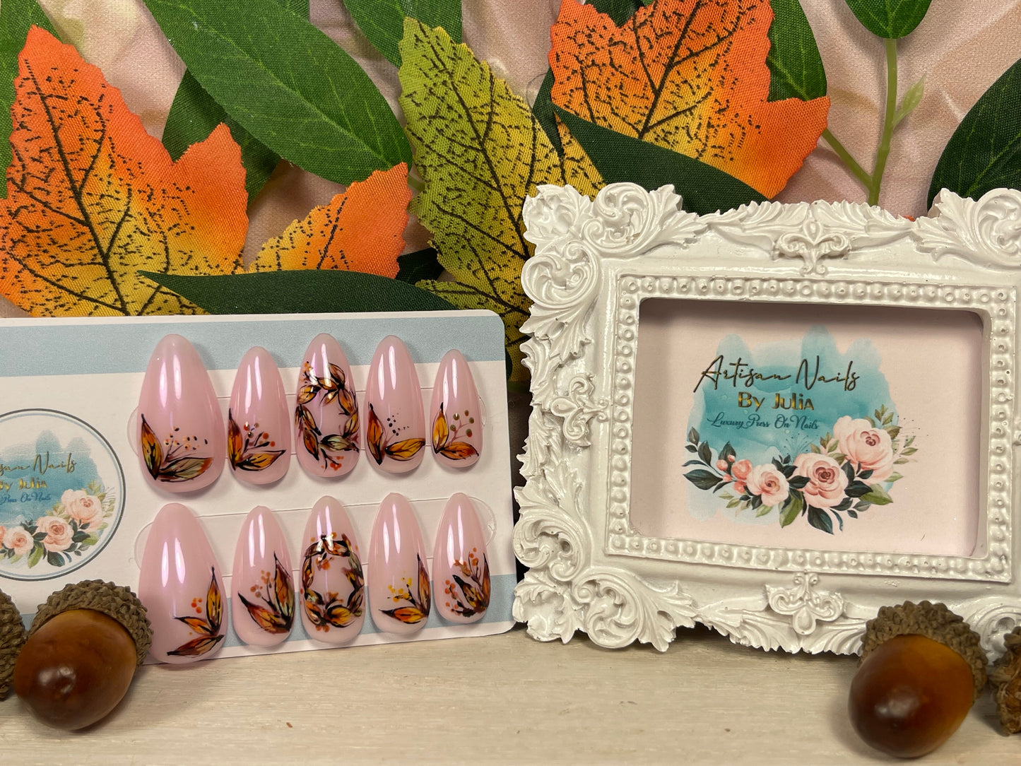AUTUMN WREATH - Set of 10 Autumn Leaves Nails