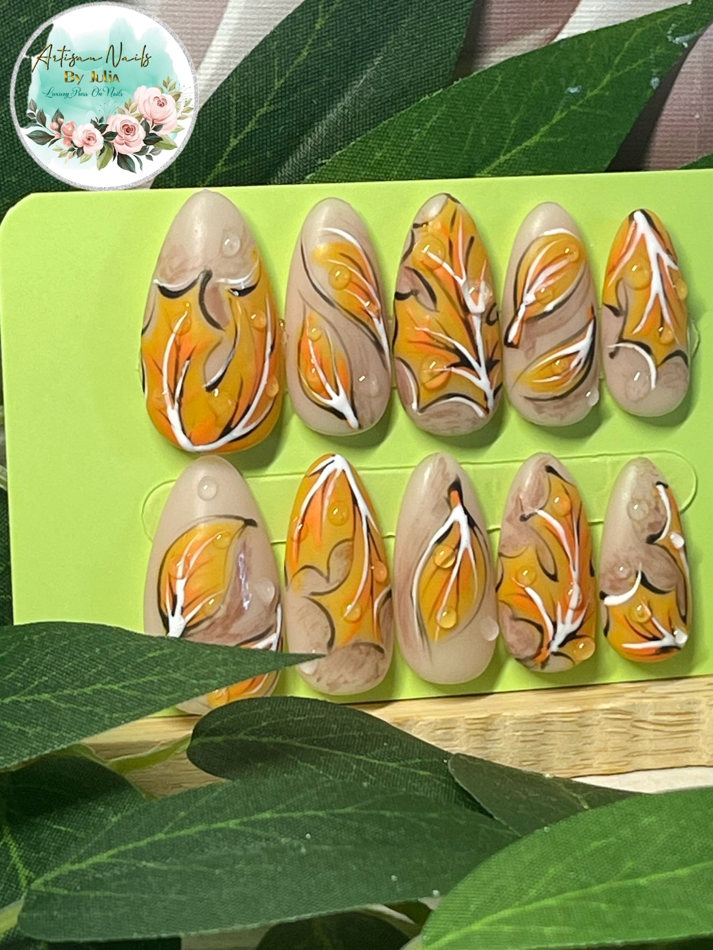 FALL-ING LEAVES - Set of 10 autumn leaves with Dew Nails