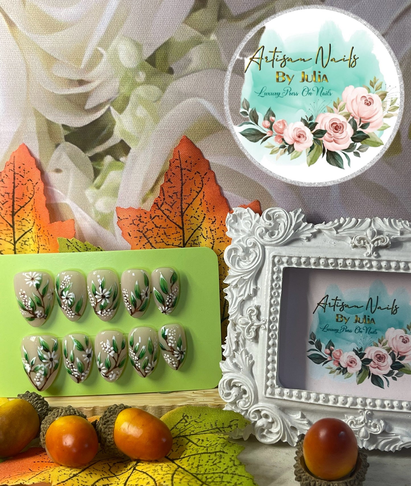 FROSTY MORNING - Ongles en gel à presser - Lot de 10 ongles à motif feuilles givrées - Fabriqués sur commande