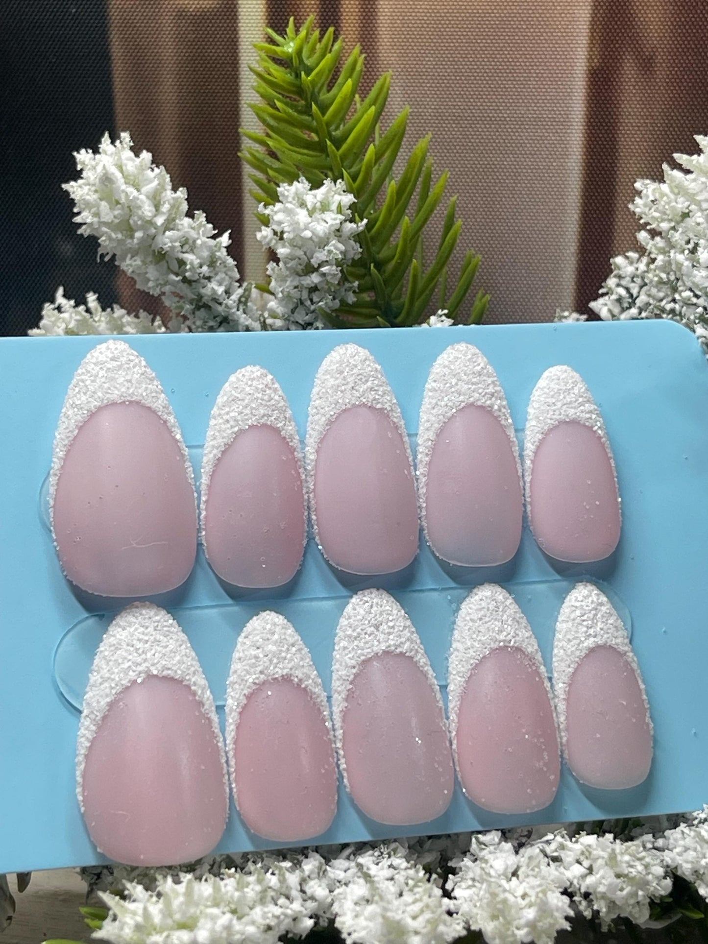 FIRST SNOW - Set of 10 textured twinkly French tip nails