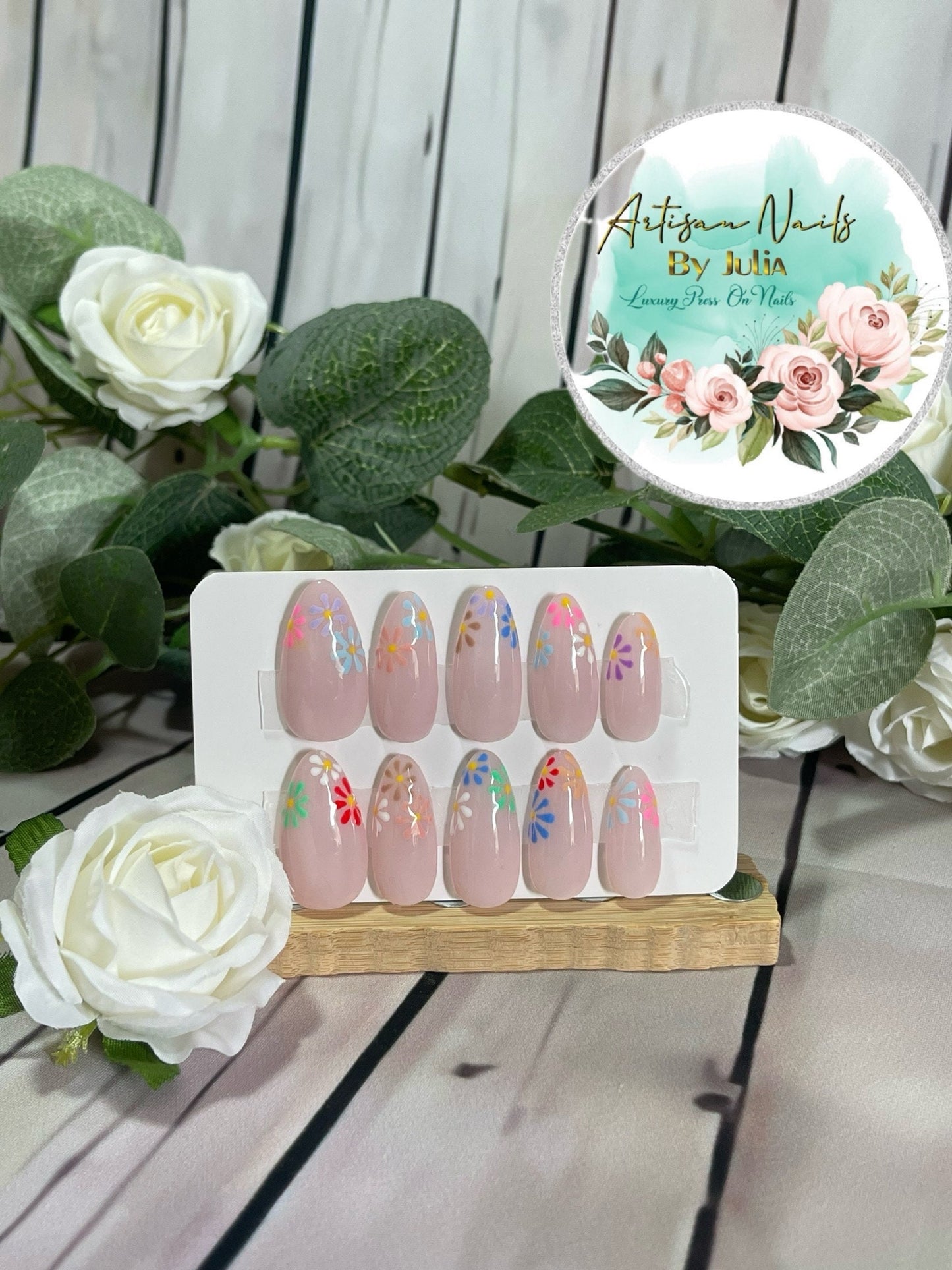 HIPPY CHIC - Set of 10 Floral Tip Nails