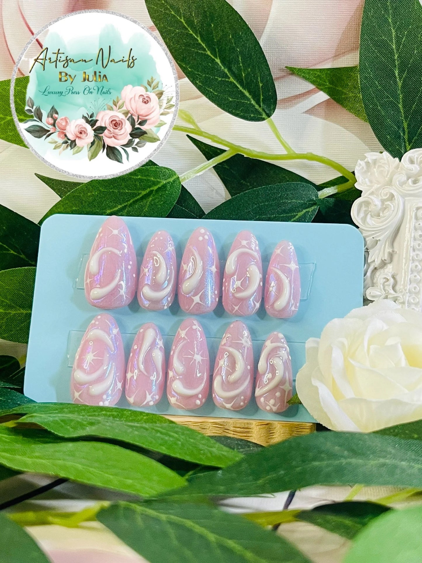 DAYDREAMER - Gel Press on Nails - Lot de 10 ongles 3D tourbillons et étoiles - Fabriqué sur commande