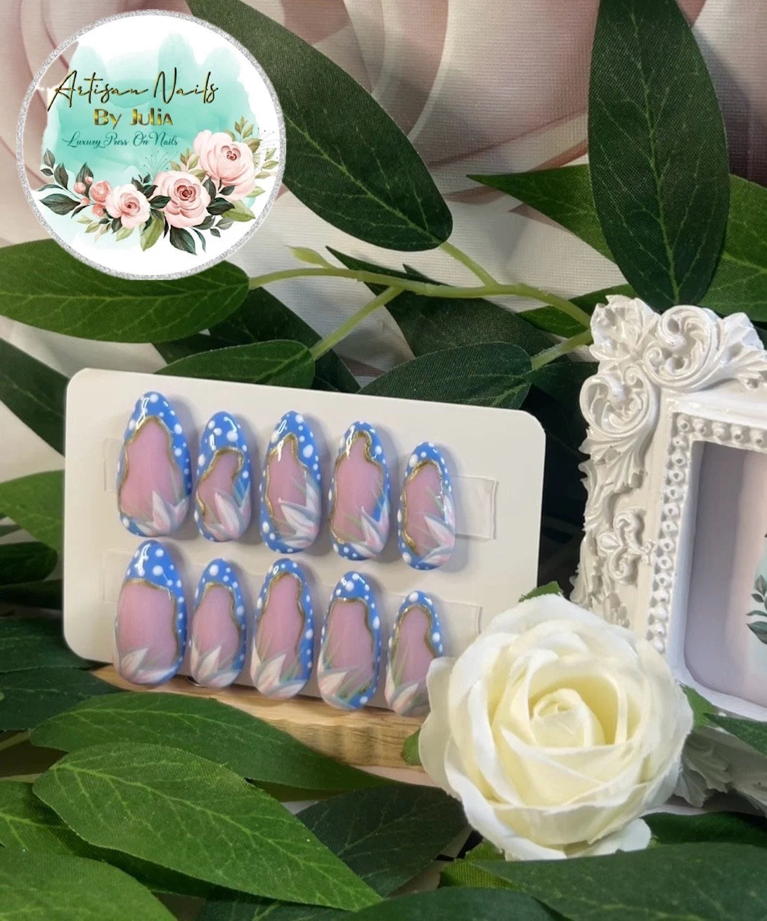 TRANQUILITY - Ongles en gel à presser - Lot de 10 ongles à motif de points bleus - Fabriqués sur commande