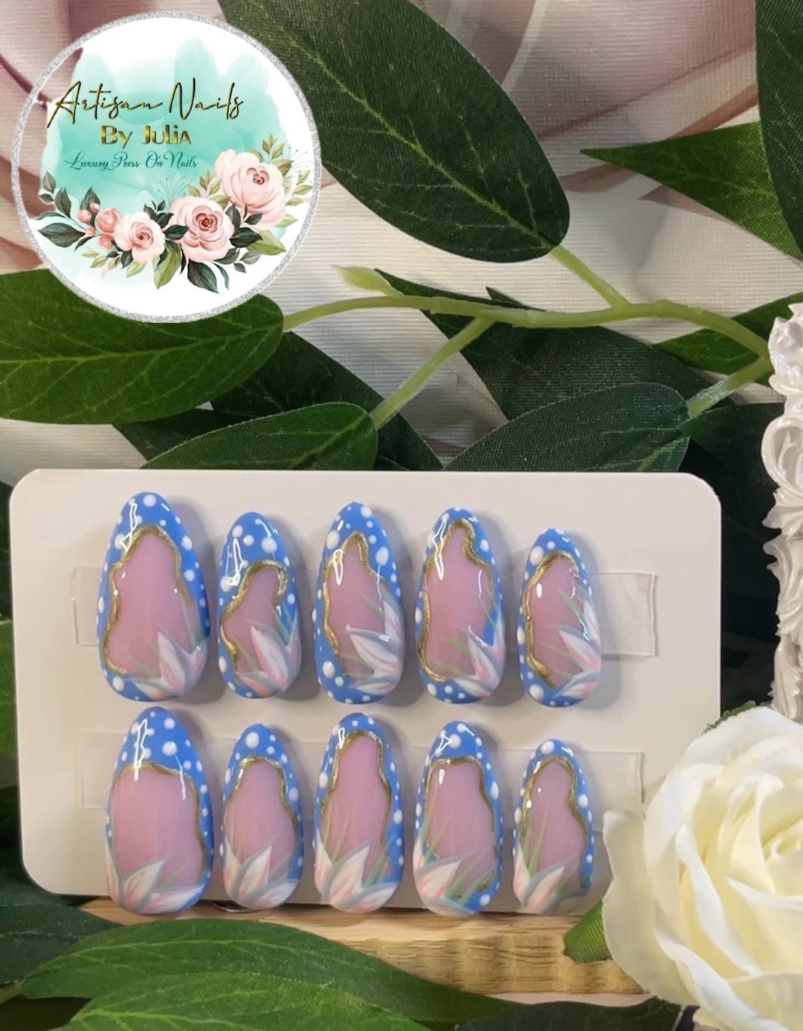 TRANQUILITY - Ongles en gel à presser - Lot de 10 ongles à motif de points bleus - Fabriqués sur commande