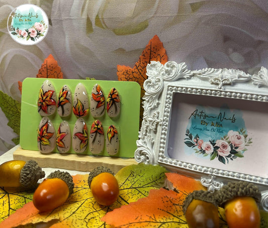 OAK FALL  - Set of 10 Rich Neon Autumn Leaf Nails