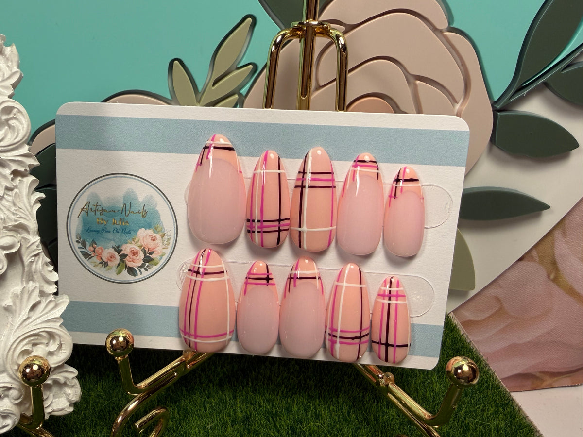 Mad About Plaid | Pink Plaid Press On Nails