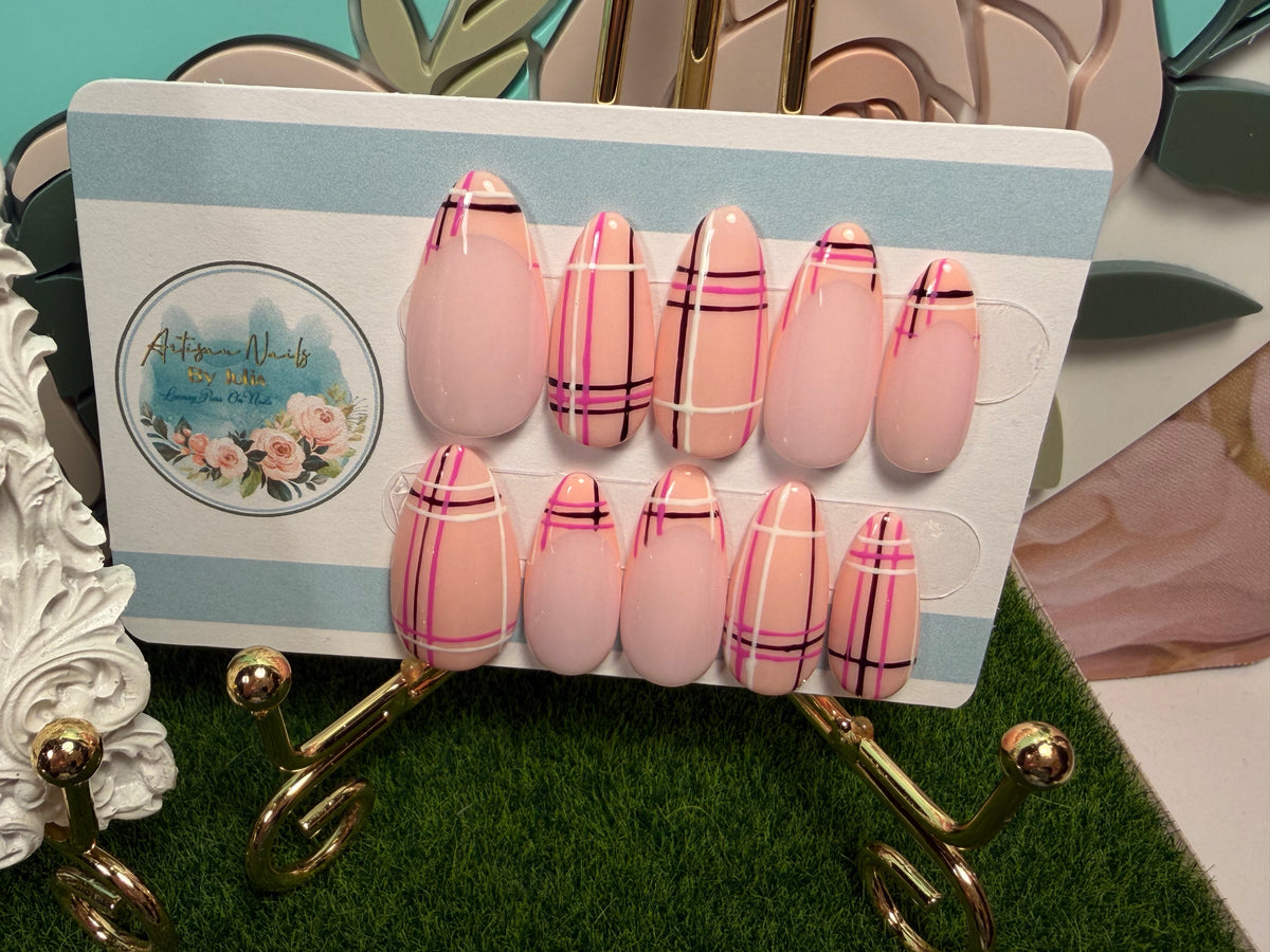 Mad About Plaid | Pink Plaid Press On Nails