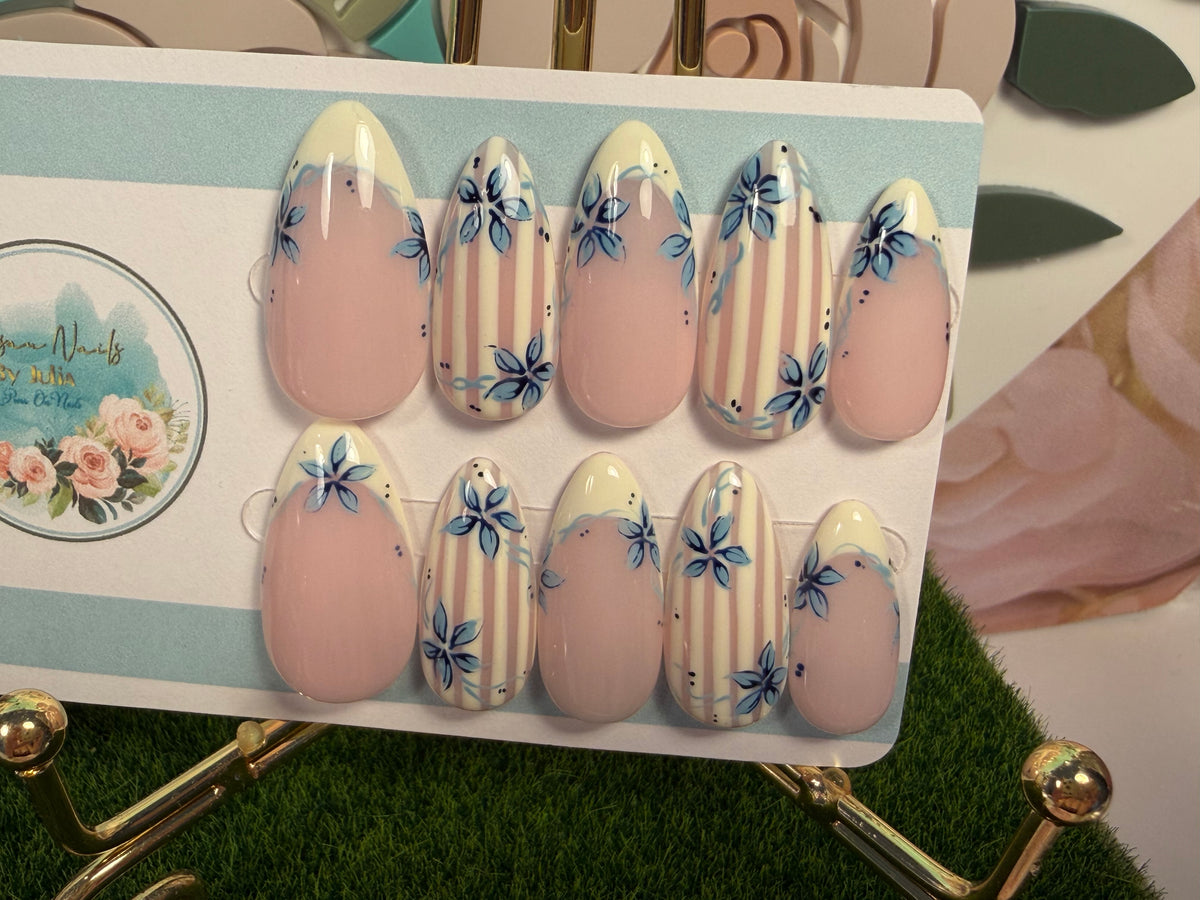 Limoncello | Blue Floral & Lemon French Press On Nails