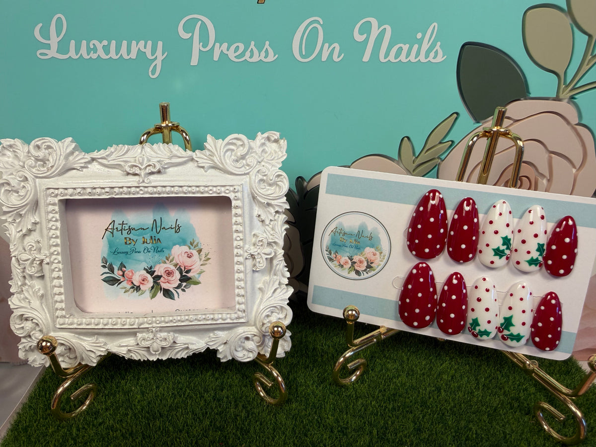 Holly Jolly | Holly Christmas Press On Nails