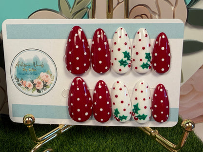 Holly Jolly | Holly Christmas Press On Nails