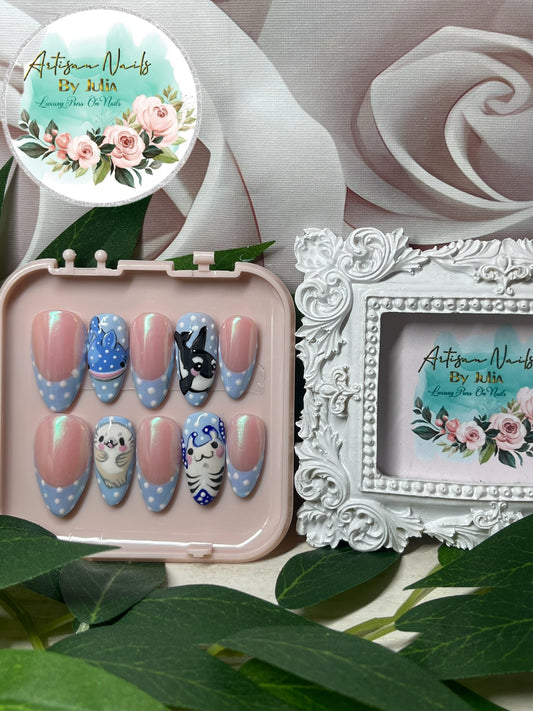 OCEAN BABIES - Ongles en gel à presser - Lot de 10 faux ongles French Tip tachetés émaillés - Fabriqués sur commande