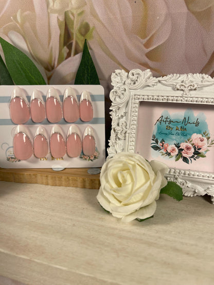 SILVER LADY  - Set of 10 Classic French Tip Nails with Silver Sparkle line