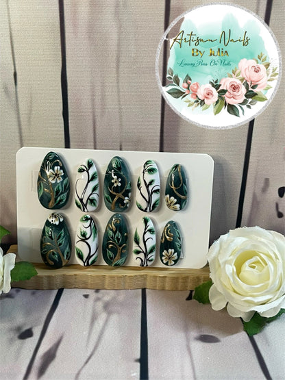 ETHEREAL - Gel Press on Nails - Lot de 10 ongles peints Vine - Fabriqué sur commande