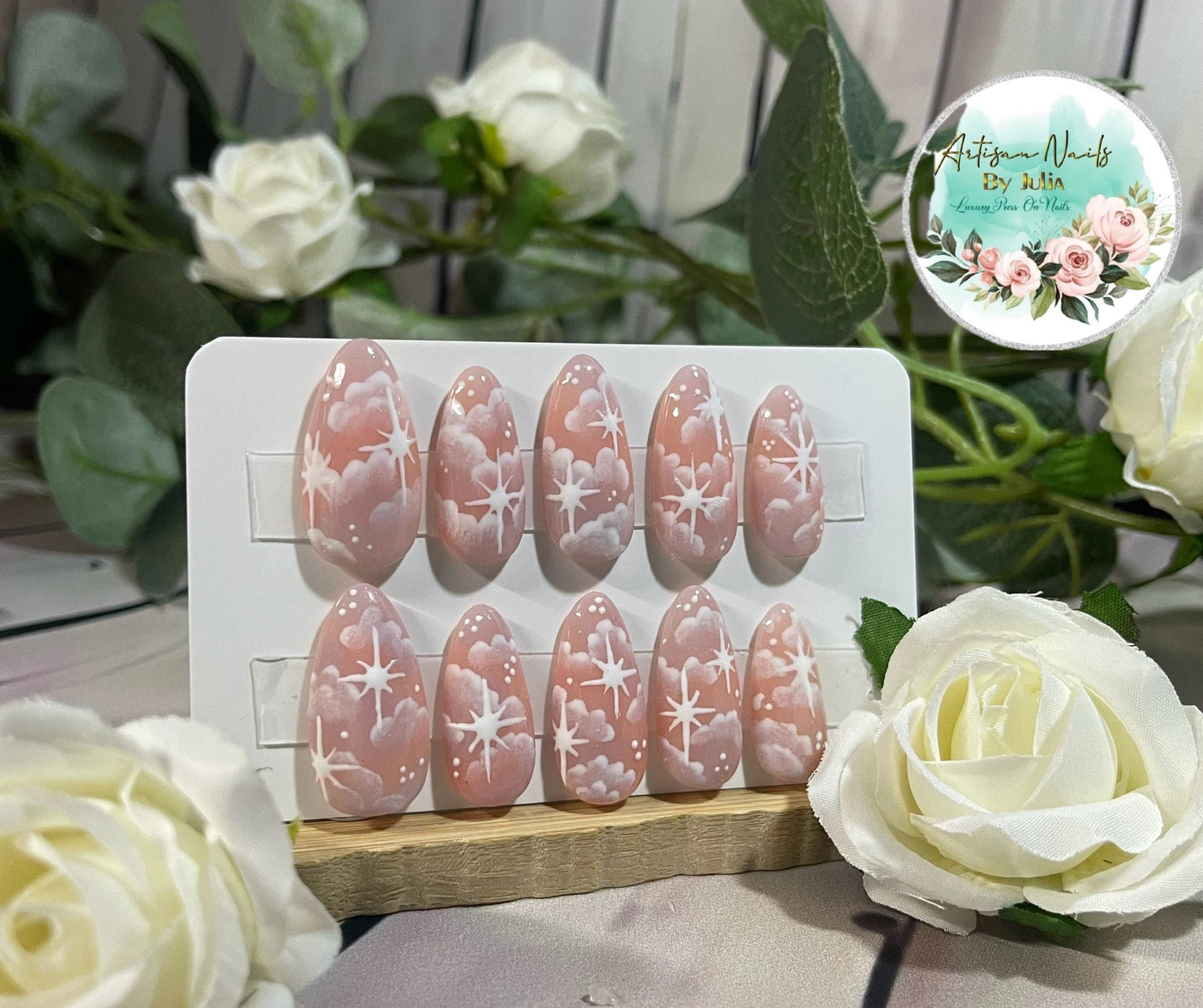 DREAMER - Set of 10 Cloud & Stars Nails