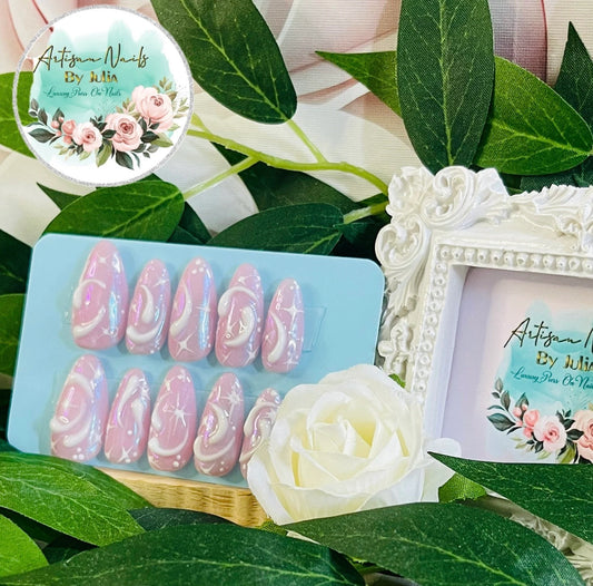 DAYDREAMER - Gel Press on Nails - Lot de 10 ongles 3D tourbillons et étoiles - Fabriqué sur commande