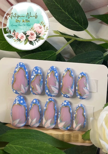 TRANQUILITY - Ongles en gel à presser - Lot de 10 ongles à motif de points bleus - Fabriqués sur commande