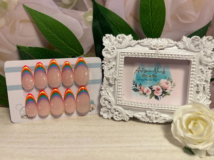 RAINBOW LIGHT - Set of 10 Pastel Rainbow French Tip Nails with Stars
