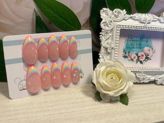 RAINBOW LIGHT - Set of 10 Pastel Rainbow French Tip Nails with Stars