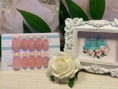 RAINBOW LIGHT - Set of 10 Pastel Rainbow French Tip Nails with Stars