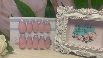 FROSTY BLUE  - Set of 10 mother of pearl swirled French tip Nails