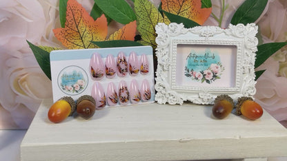 AUTUMN WREATH -  Set of 10 Autumn Leaves Nails